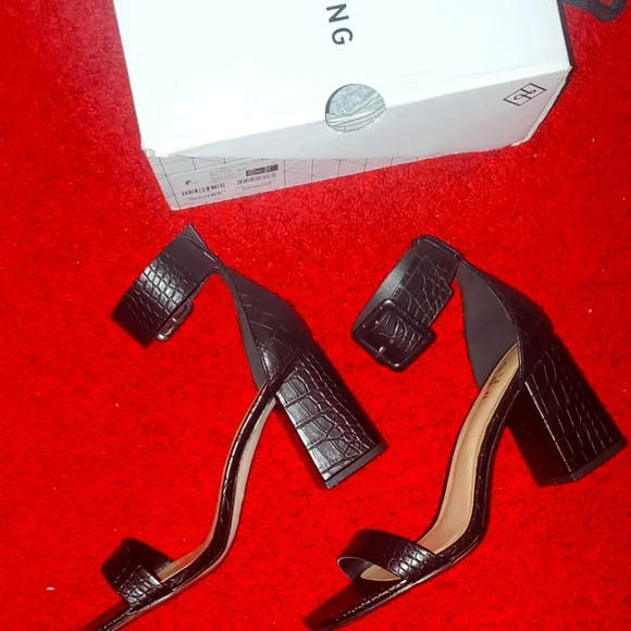 Call It Spring Shoes - Picture 2 of 6